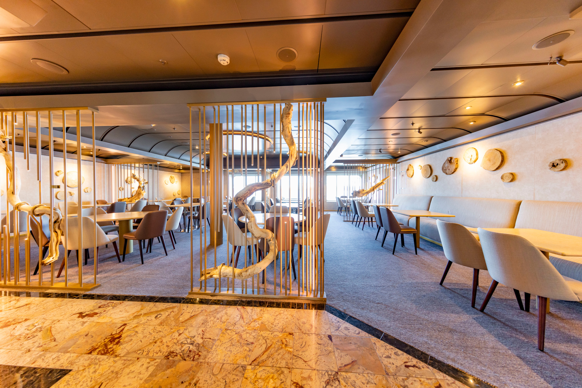 MyCruise Carnival Luminosa Offentlige-arealer Restauranter4